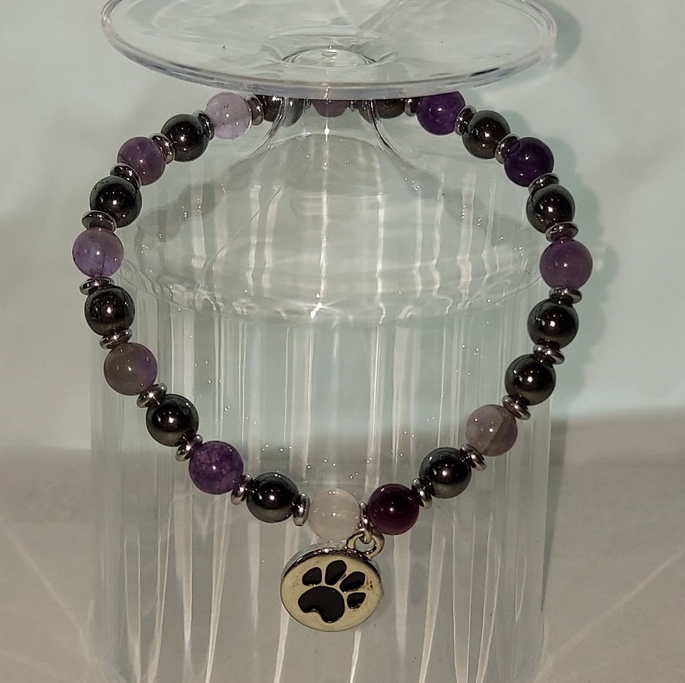 Hematite and Agate Paw Print Bracelet